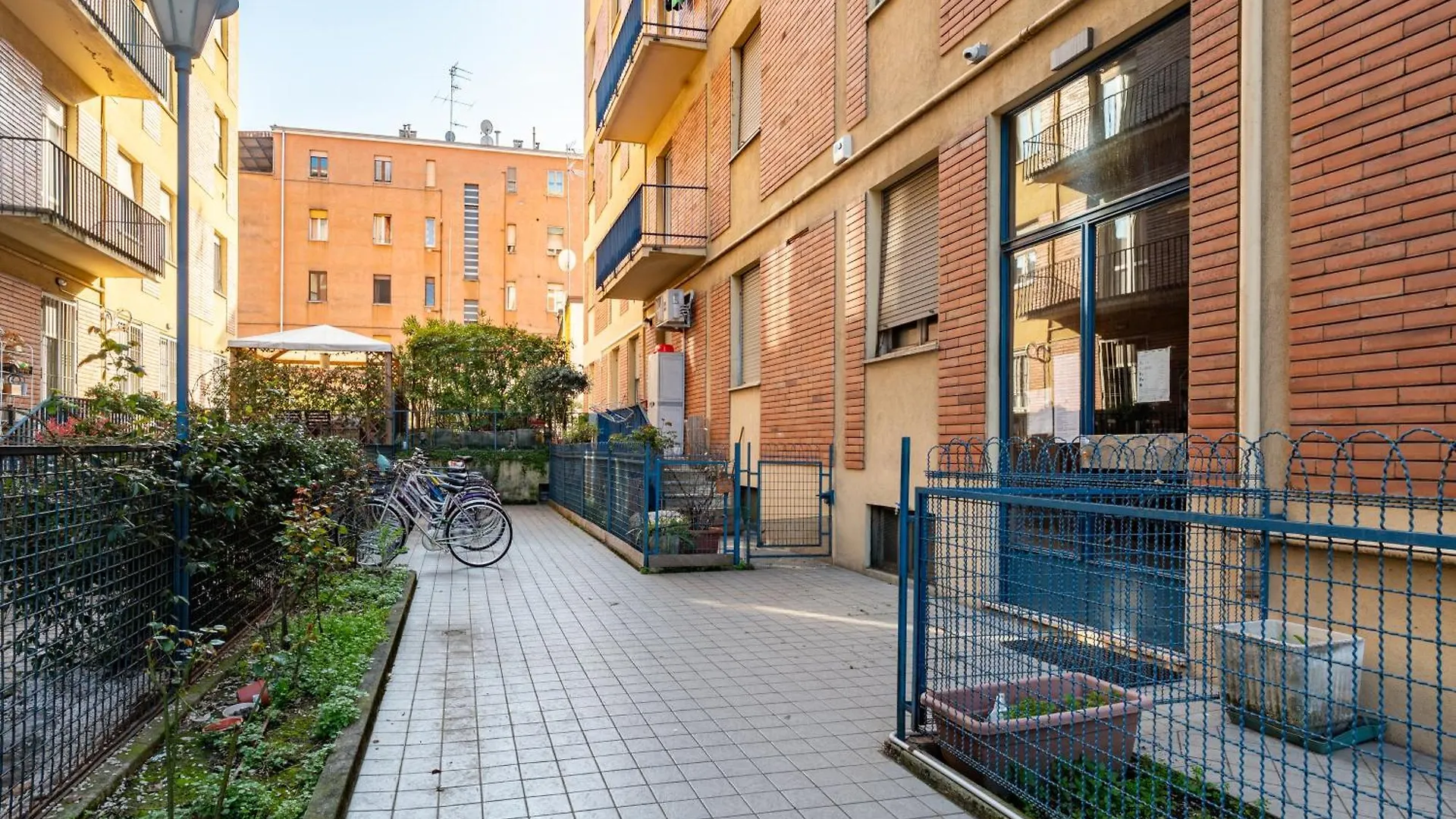 Oltretorrente Ospedale Apartment Parma 0*,  Italy